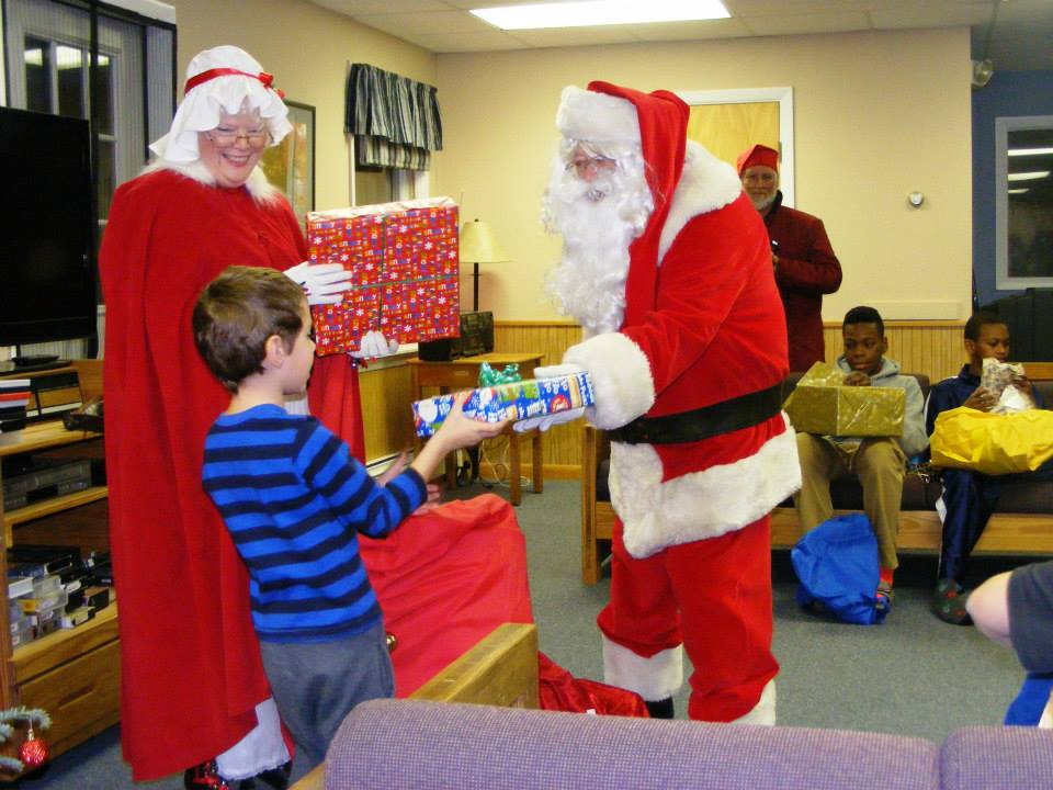 Making Spirits Bright – Happy Holidays from Kurn Hattin Homes for Children